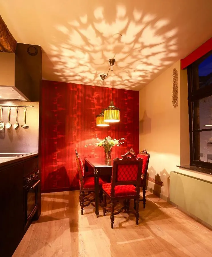 Maison Au Cheval Noir Maastricht 0*,  Niederlande